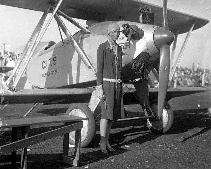 USA : Une énigme de 86 ans résolue ? Des chercheurs affirment avoir trouvé le mystérieux avion d’Amelia Earhart